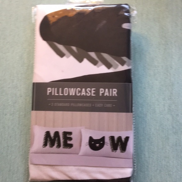 MEOW PILLOWCASE PAIR - Picture 2 of 3